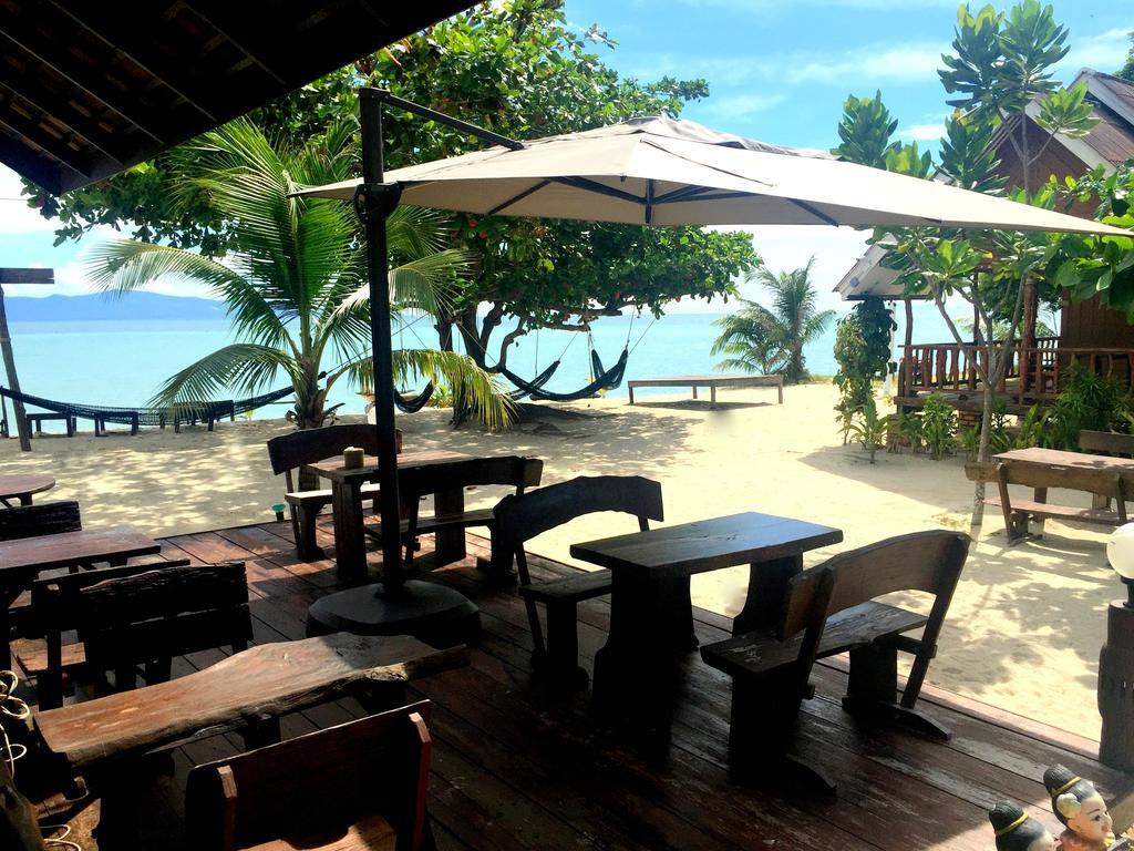 V-View Beach Resort Baan Tai Bagian luar foto