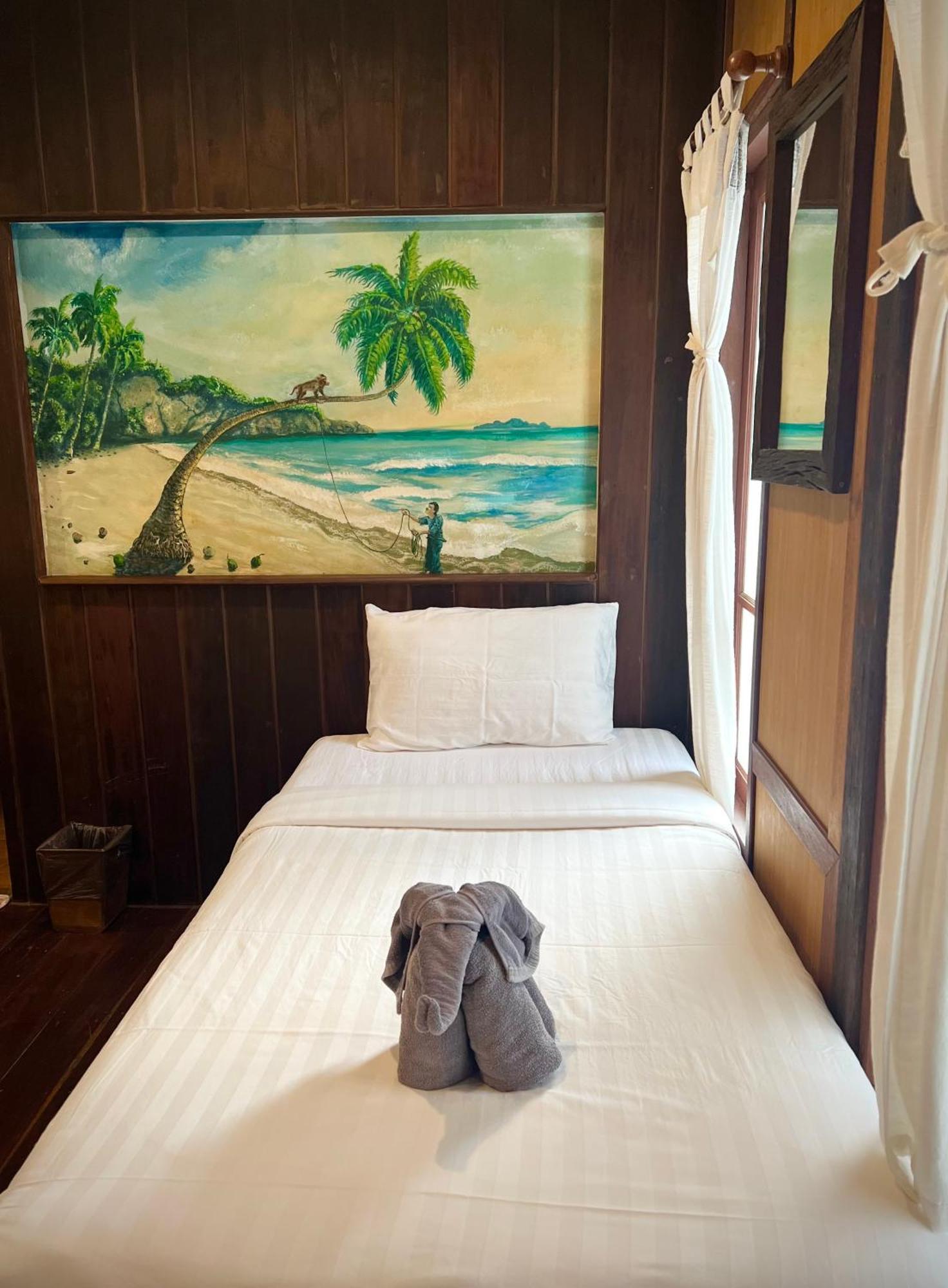 V-View Beach Resort Baan Tai Bagian luar foto